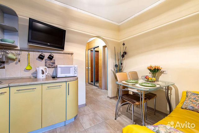 

1-к. квартира, 42 м², 3/10 эт.