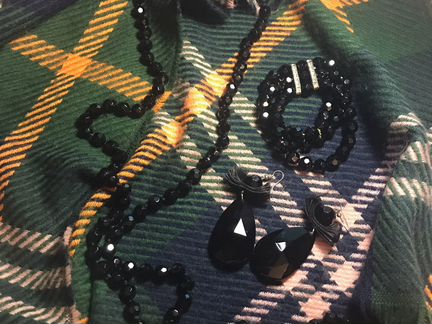 Комплект из сережек, браслета, цепочки