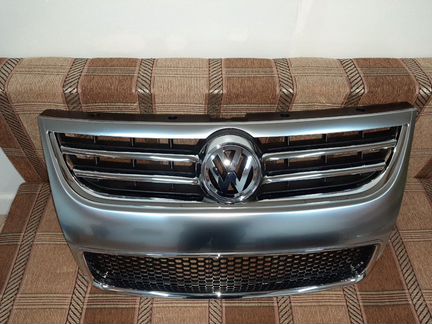 Бампер передний Volkswagen Passat B6