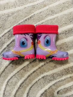 Костюм и сапоги