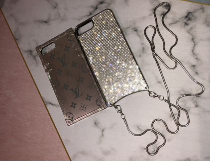 Чехлы для iPhone 8 Plus