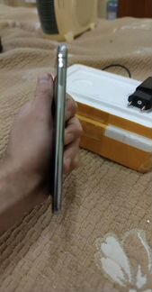 Телефон Samsung s10 идеальный