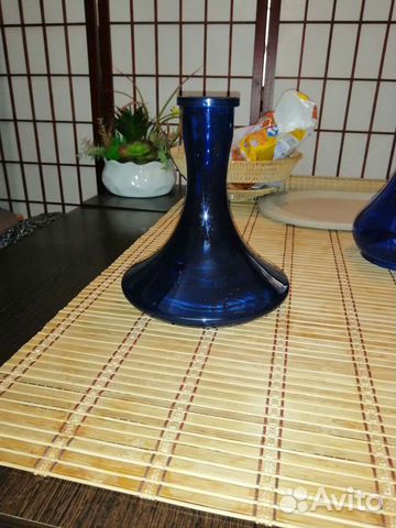 Колба из синего стекла