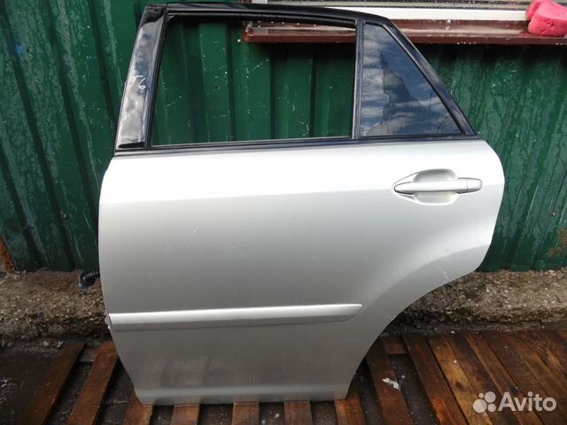 Дверь задняя левая Лексус рх 2 серебристая