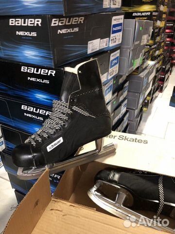 Новые хоккейные коньки bauer