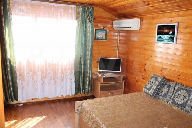 Дом 50 м² на участке 1 сот.