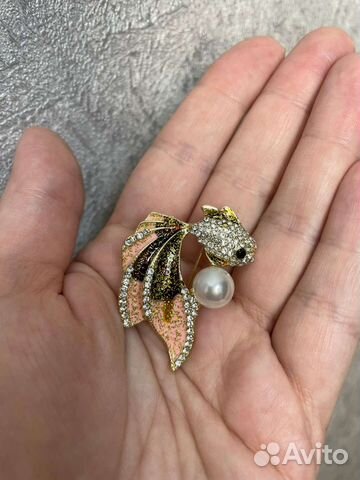 Брошь Золотая рыбка