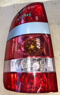 Фонарь задний левый toyota noah AZR60