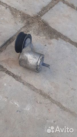 Натяжитель с роликом на Чери Фора,Вортекс Эстина