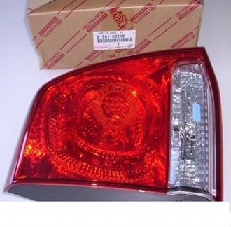 Фонарь задний для toyota land cruiser 200