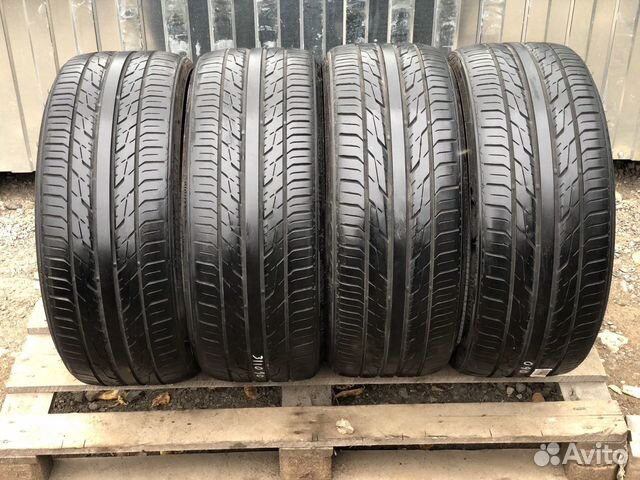 Toyo Extensa HP 225/30 R20