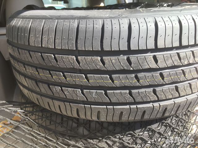 Roadstone N'Fera RU5 275/45 R20 110V