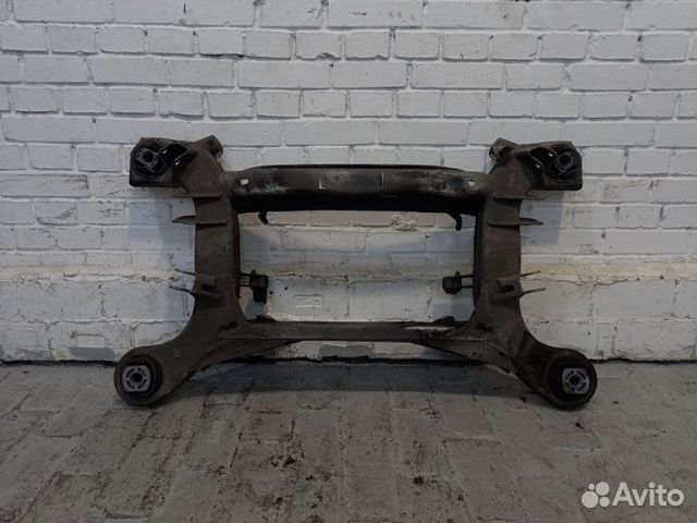 Задний подрамник Mercedes Cl500 W215 113.960 2002