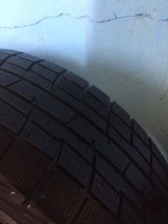 Yokohama Ice Guard IG30 215/60 R17, 4 шт