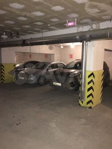 Машиноместо, 18 м²