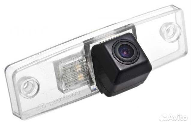 Камера з/в в штатное место для Toyota Highlander