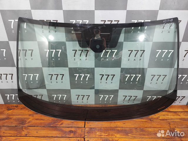 Стекло лобовое Skoda Kodiaq 16-22 Б/У Оригинал