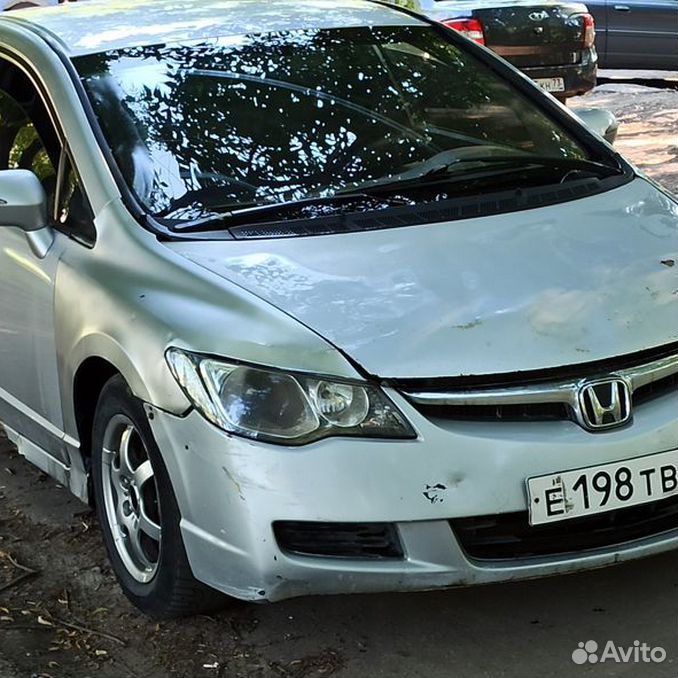 Honda fit aria диски r15. Хонда мобил 2004 год. Цивик 7 рестайлинг. Honda civic 2008 седан черный. Civic 4d на enkei sc05.