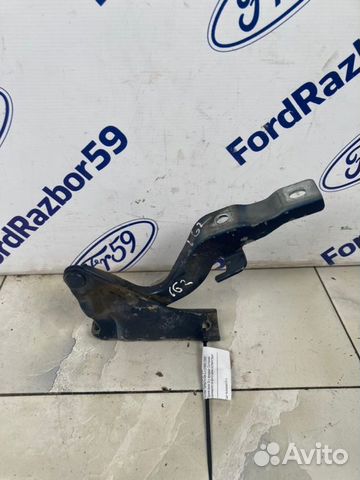 Петля капота передняя правая Hyundai Santa Fe CM