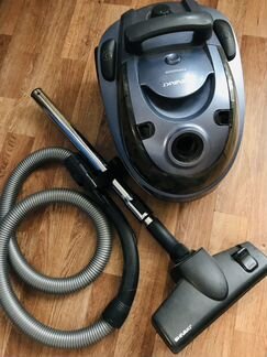 Пылесос Shivaki 1748B