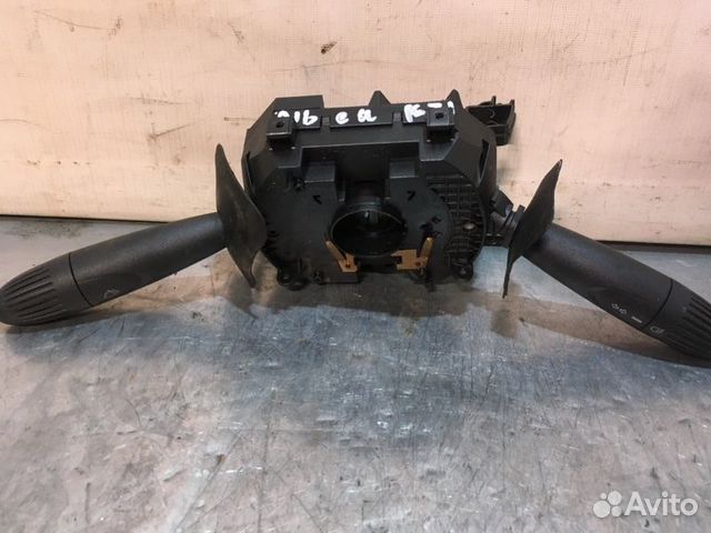 Переключатель подрулевой передний Fiat Albea