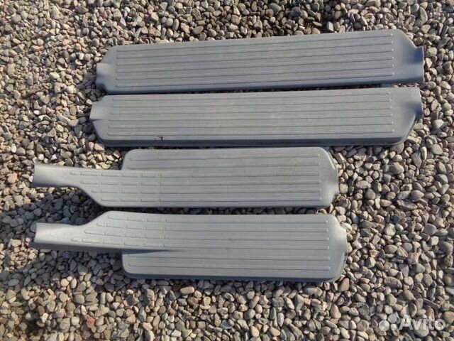 Порожек пластиковый Nissan Presage U30 KA24DE