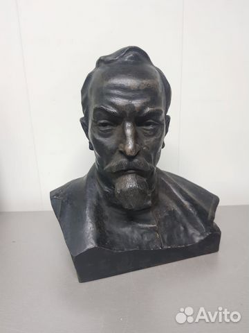 Бюст Дзержинского Касли 1988 год