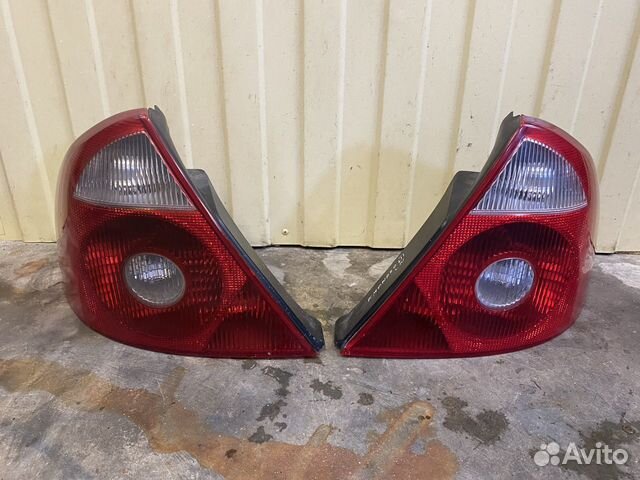 Задние фонари Ford Mondeo 3