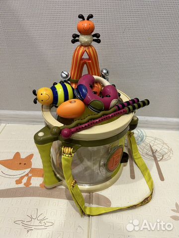 Барабан с набором погремушек