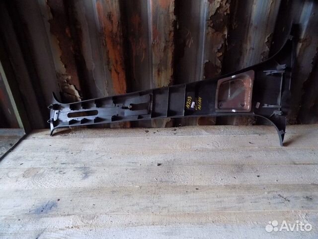 Обшивка стойки Logan 2005-2014