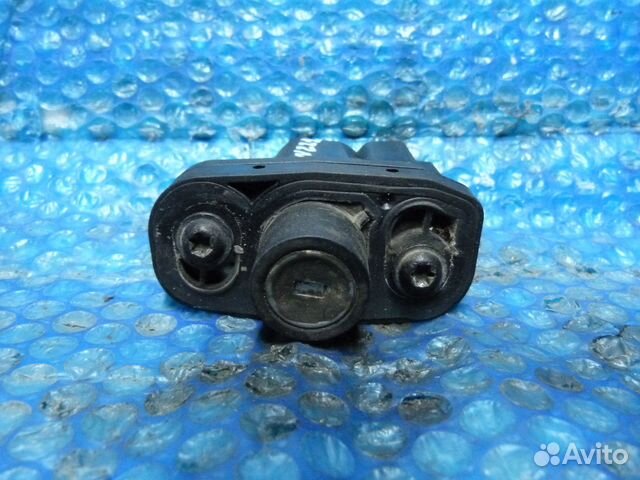 Личинка замка багажника Mercedes-Benz S-Class W221