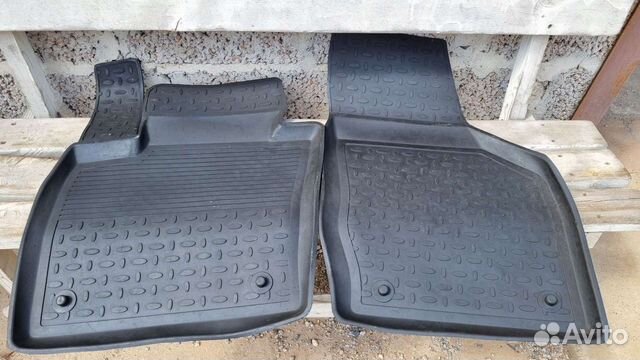 Резиновые коврики на audi Q3