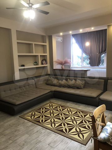 3-к. квартира, 130 м², 4/8 эт.