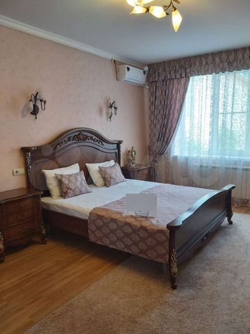 2-к. квартира, 56 м², 2/3 эт.