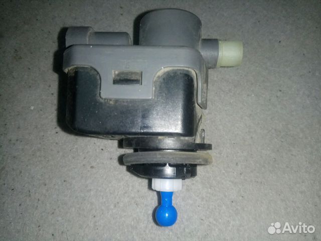 Корректор фары Ниссан Тиида 2012 г.в