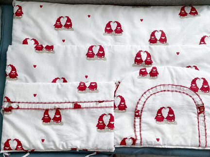 Бортики в детскую кроватку