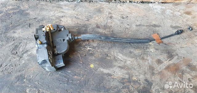 Замок двери передней левой Cadillac SRX 1 2003-20