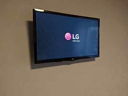 Небольшой телевизор LG 24LH451U