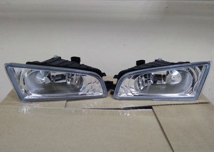 Противотуманная фара Honda Civic 4D