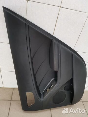 Обшивка задней правой двери Kia Cerato 3 YD