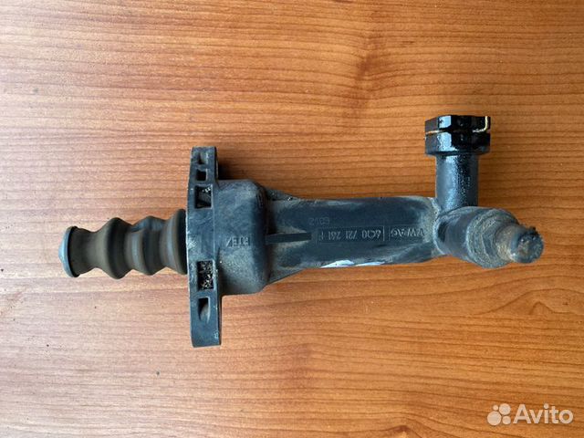 Главный цилиндр сцепления Skoda Octavia A5 BUD