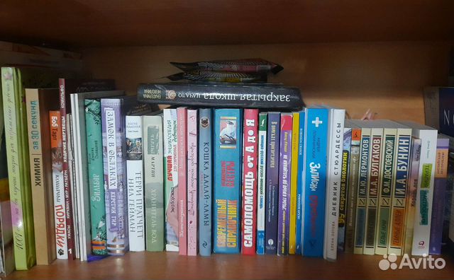 Книги (детские, романы, энциклопедии, комиксы)