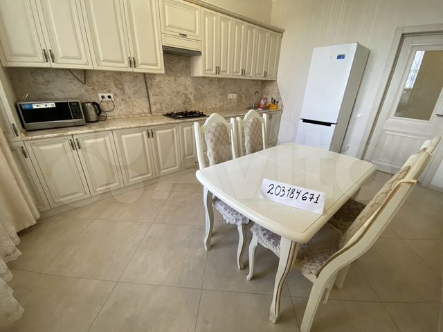 2-к. квартира, 78 м², 4/9 эт.