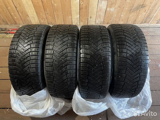 Pirelli Ice Zero FR 225/50 R17 98T