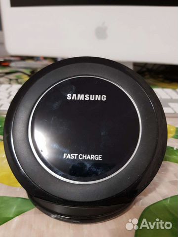 Беспроводная зарядка Samsung