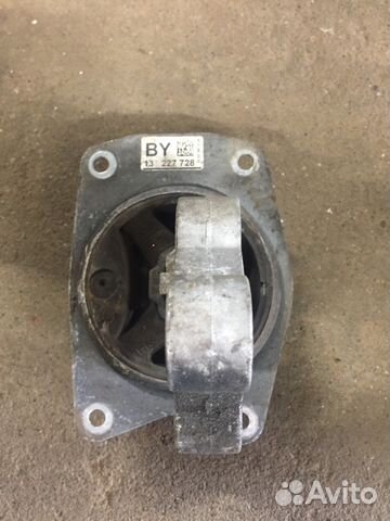 13227728 правая подушка двигателя Опель Инсигния