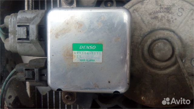 Блок управления вентиляторами Мицубиси Галант 2003