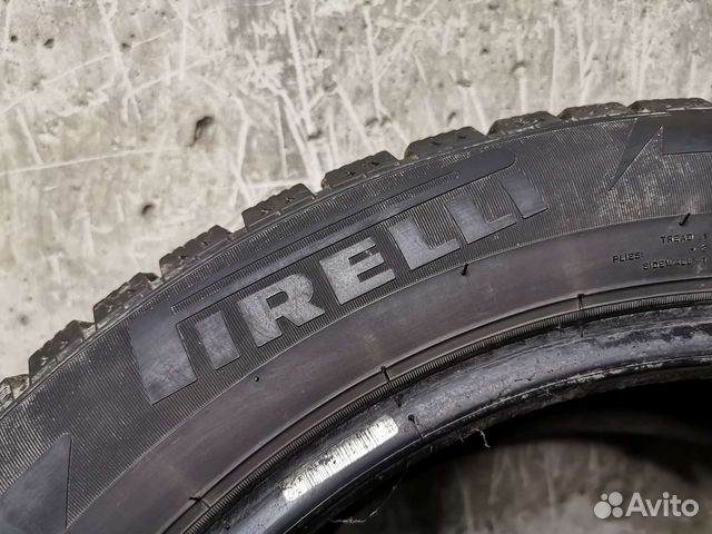 Pirelli Ice Zero 215/55 R18