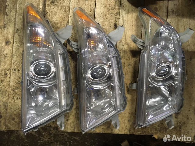 Фара левая Toyota Highlander 2