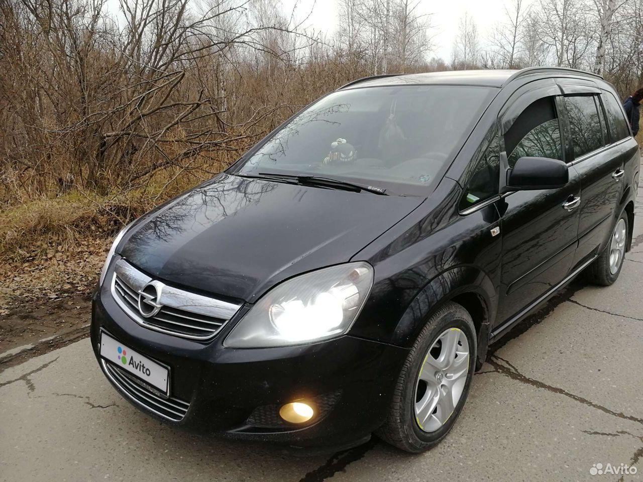 Купить опель зафира 2011. Opel Zafira 2011. Опель Зафира 2011 года. Опель Зафира б 2011 год. Opel Zafira 2011 b3 48f.